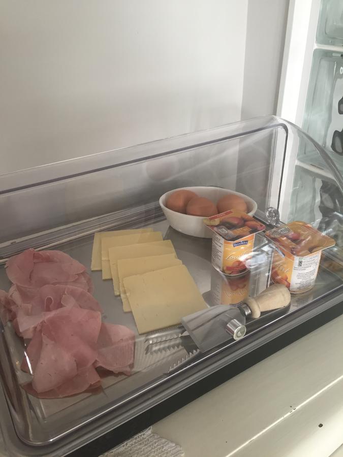 Southend Airport Bed & Breakfast Рочфорд Экстерьер фото